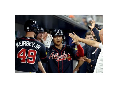 김하성 시즌 마지막 경기에서 2볼넷 1득점 기록