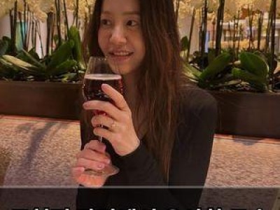 고현정 파리에서 우아한 모습 공개