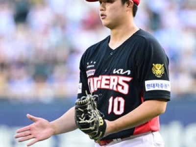 21세 투수 7이닝 1실점으로 영웅 되었지만 찝찝하다는 이유