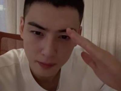 차은우 입대 하루 전 머리 짧게 자르며 팬들에 마지막 인사