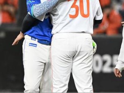 디아즈 vs 폰세 프로야구 팬들 사이에서 뜨거운 논란