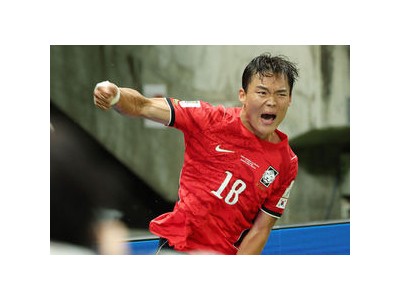 오현규 슈퍼 조커로 역전골 터트려 베식타스 축구팬들 환호