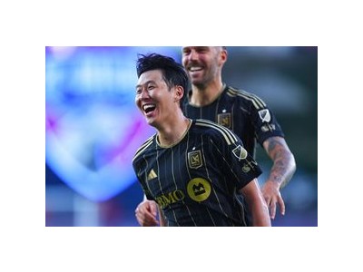 LAFC 플레이오프 확정 후에도 경기서 콜로라도와 2-2 무승부